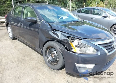 2013 Nissan Altima 2.5 S z USA, uszkodzony, nr VIN 1N4AL3AP6DC155025